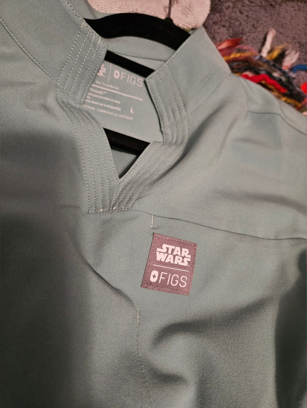 FIGS Women's Star Wars Scrub Top/Bottoms Sage Large Top MP Zamora